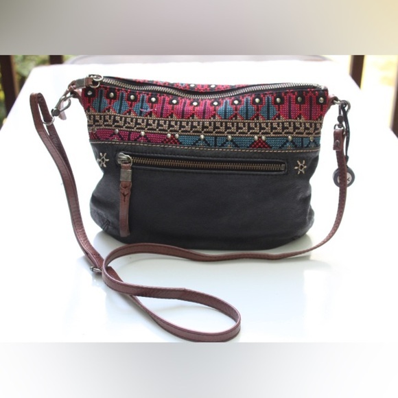 The Sak cross body bag - Picture 9 of 12